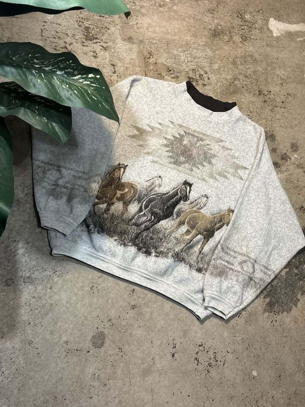 Artisans Vintage Horse Southwestern Fleece Sweatshirt